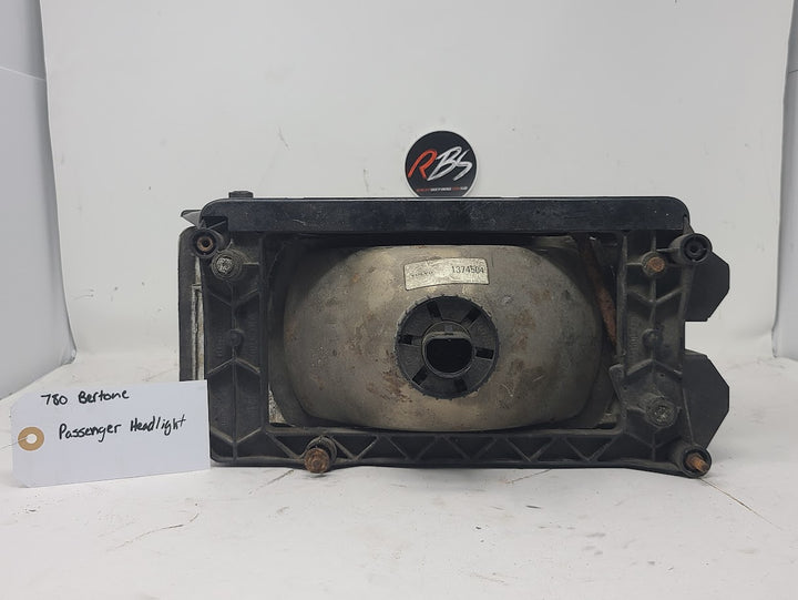 Volvo 780 Bertone Passenger Headlight #1