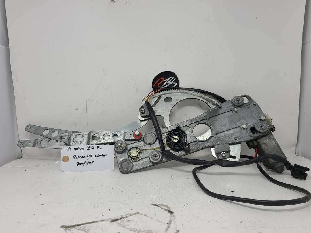 Volvo 1993 240 DL Passenger Window Regulator