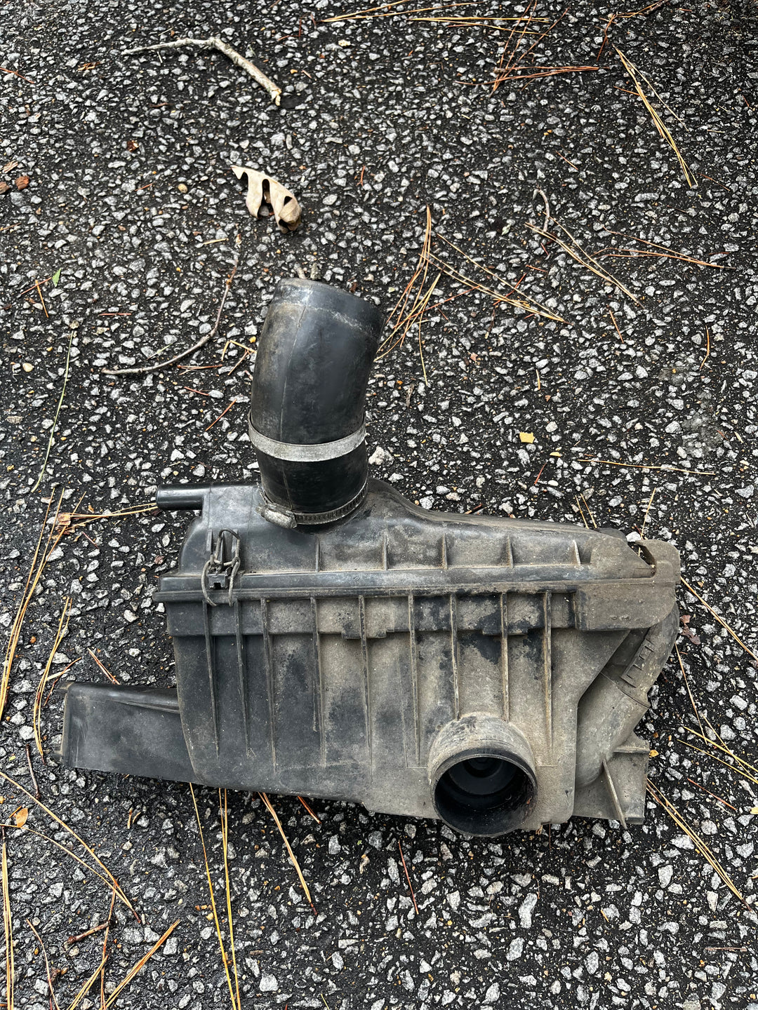 Volvo 240 Air Box Used