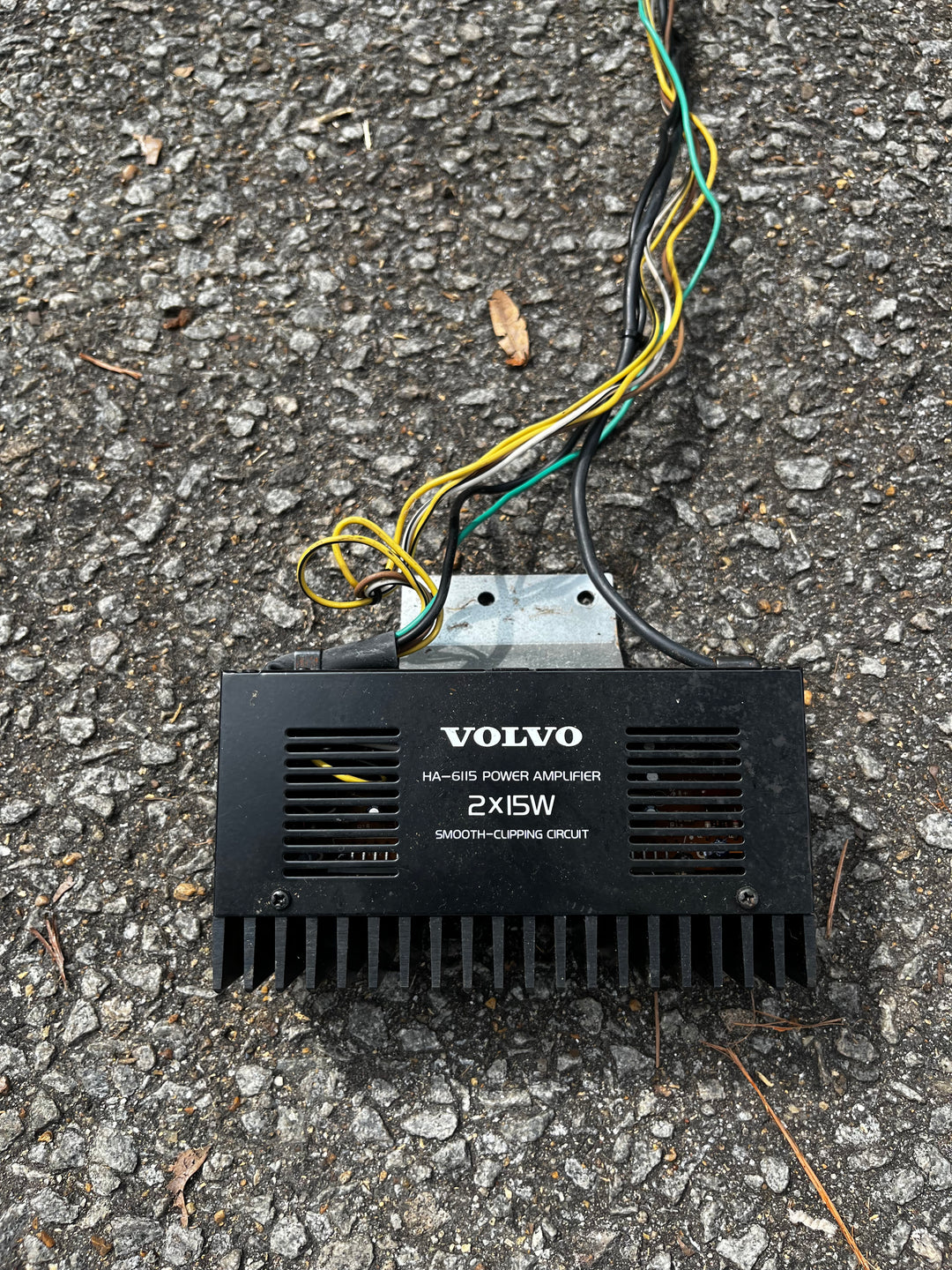 Volvo HA-6115 Speaker Amplifier Used