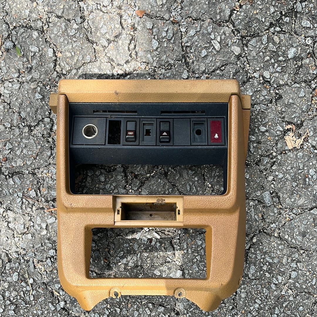 Volvo 240 Tan Center Console Used