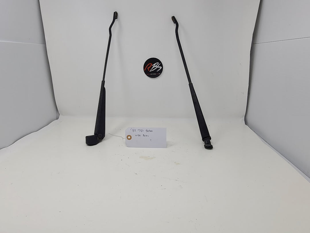 Volvo 780 Bertone Wiper Arm Set RARE