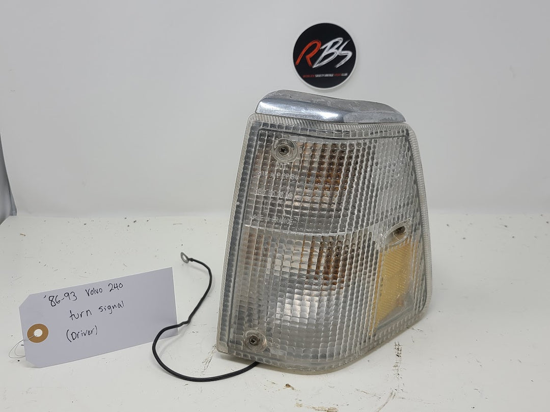 Volvo 1986-1993 240 Turn Signal (Passenger)