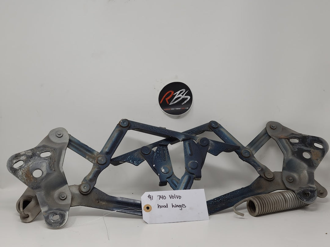 Volvo 1991 740 Hood Hinges