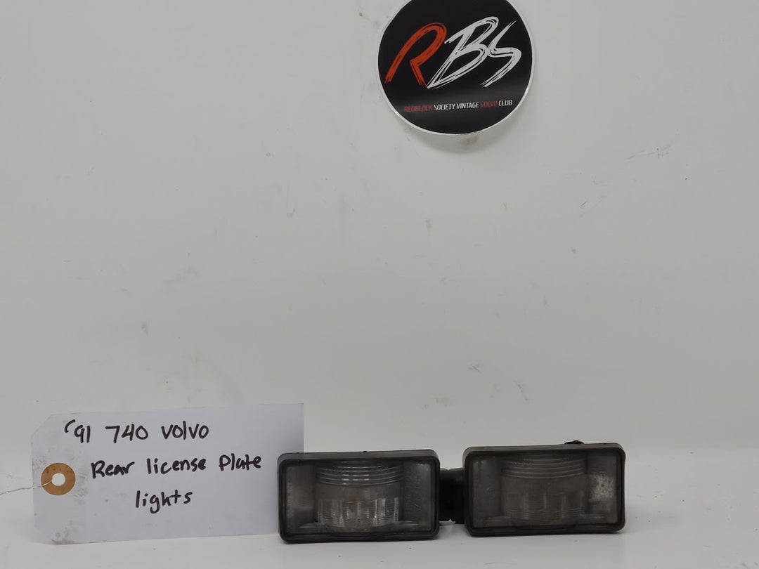Volvo 1991 740 Rear License Plate Lights