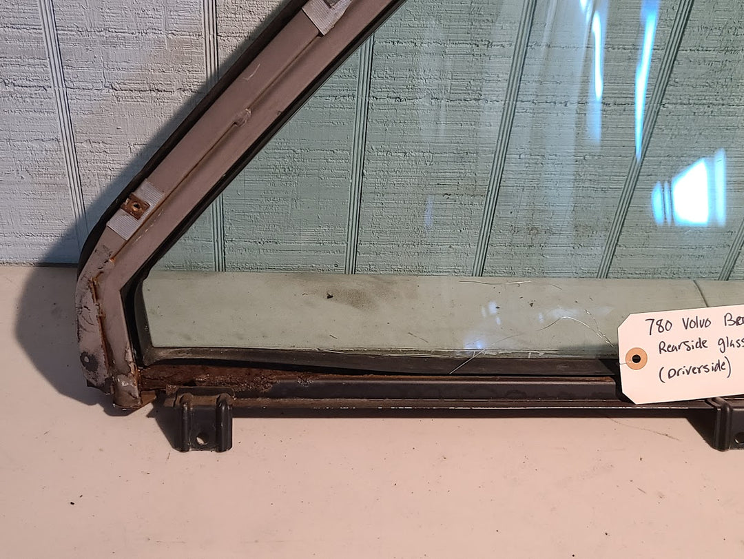 Volvo 780 Bertone Rear Window Driver