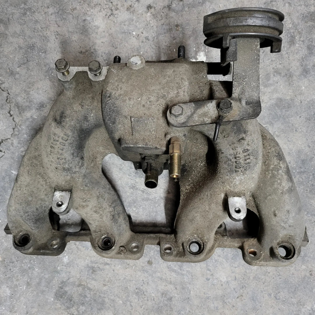 Volvo LH Intake + Fuel Rail Used
