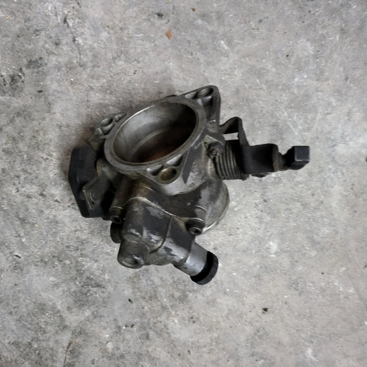 Volvo LH Intake + Fuel Rail Used
