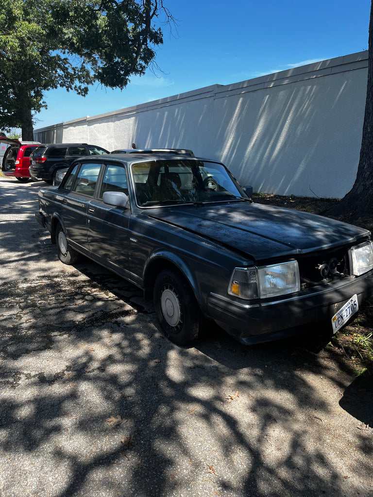 1988 Volvo 244 - $2300