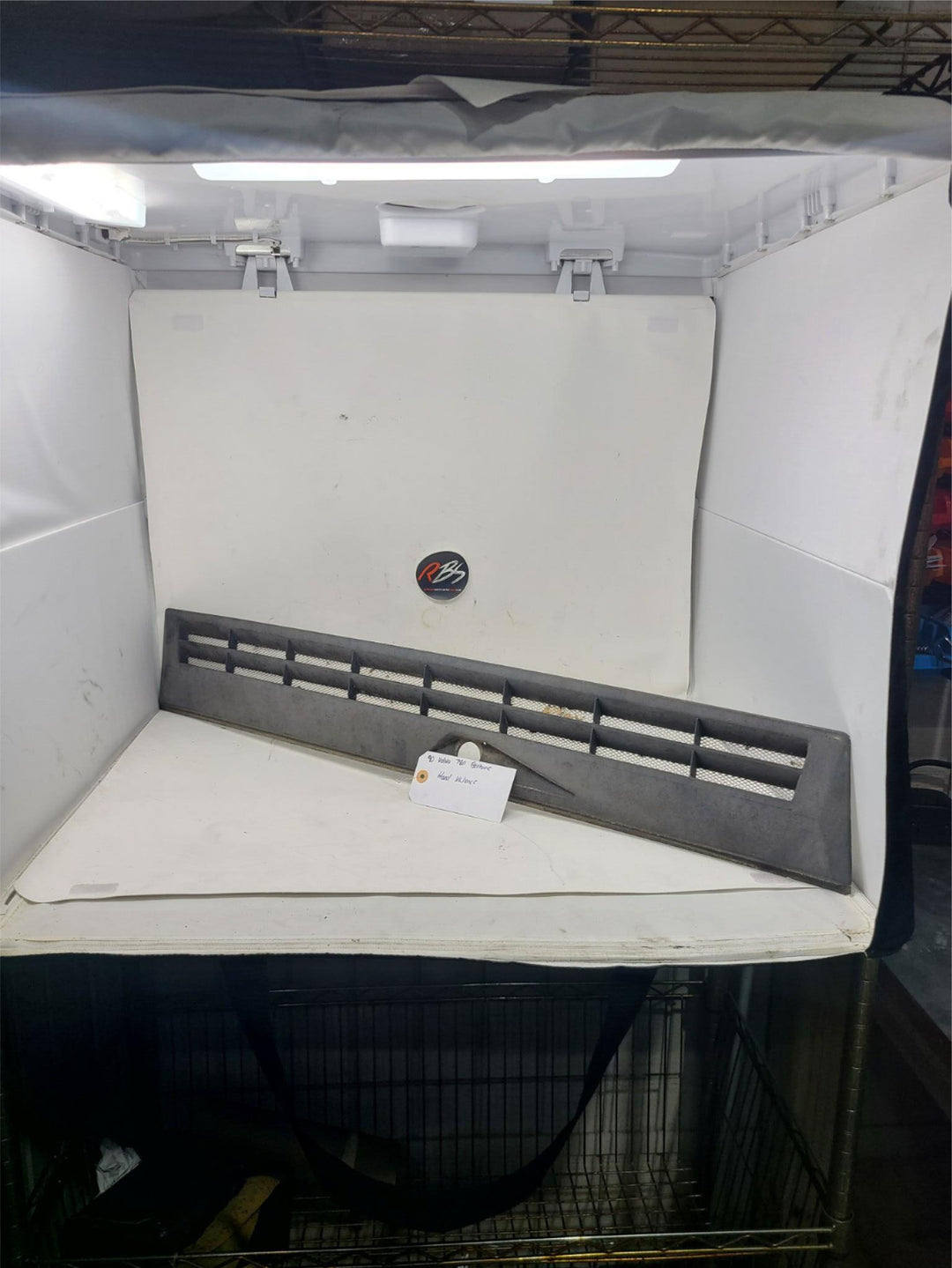 Front Hood Valance Cowl Grille Panel for VOLVO 780 Bertone 1990