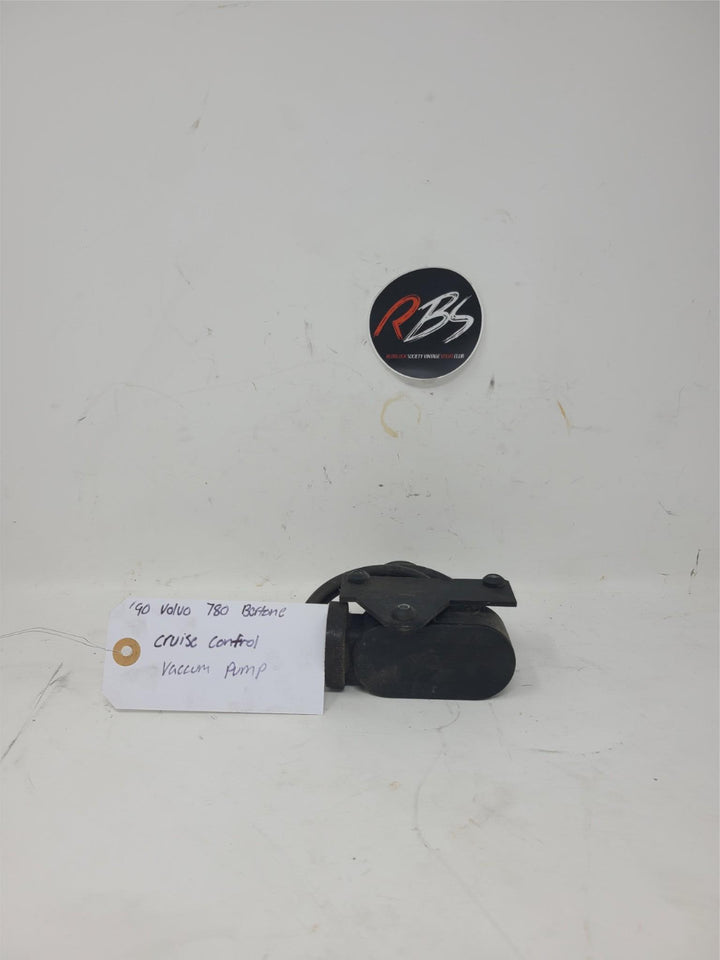 OEM Volvo 1273228 Cruise Control Vacuum Pump Hella Made in Germany 780 Bertone