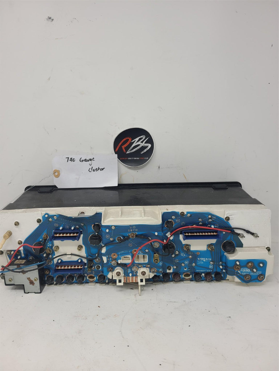 Volvo 740 Gauge Cluster Instrument Panel Speedometer OEM 1986–1990
