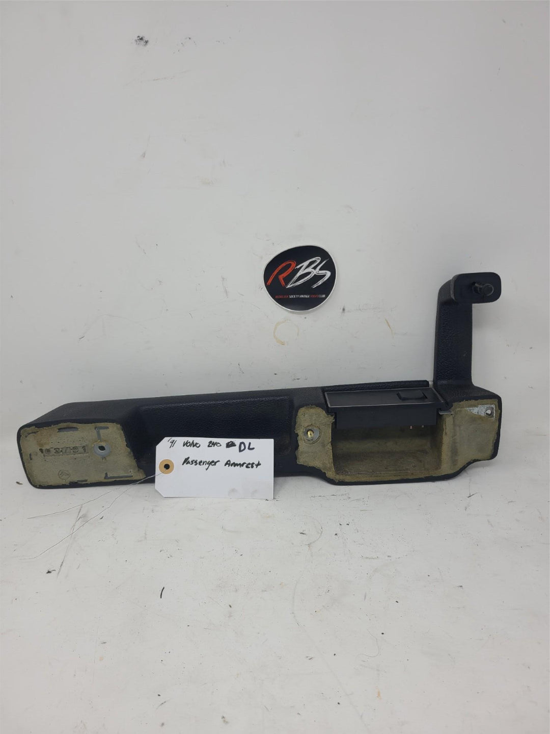 Volvo 240 DL Passenger Door Armrest Black OEM Handle 1975–1993 Original