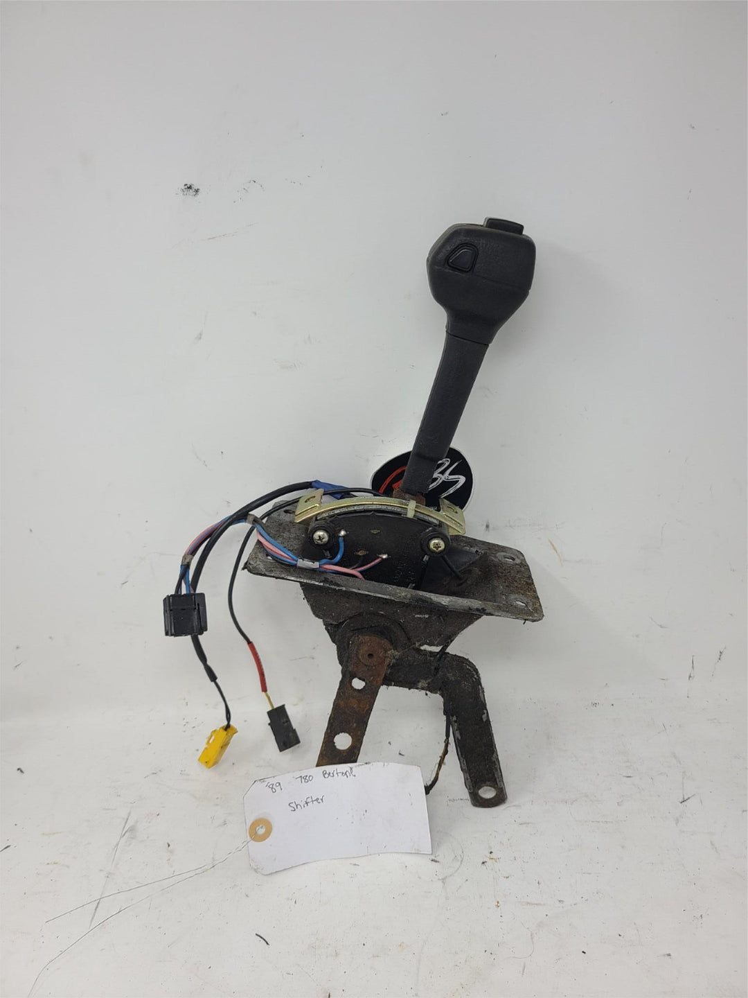 Volvo 780 Bertone Automatic Gear Shifter Assembly OEM 1989 Shift Lever Unit
