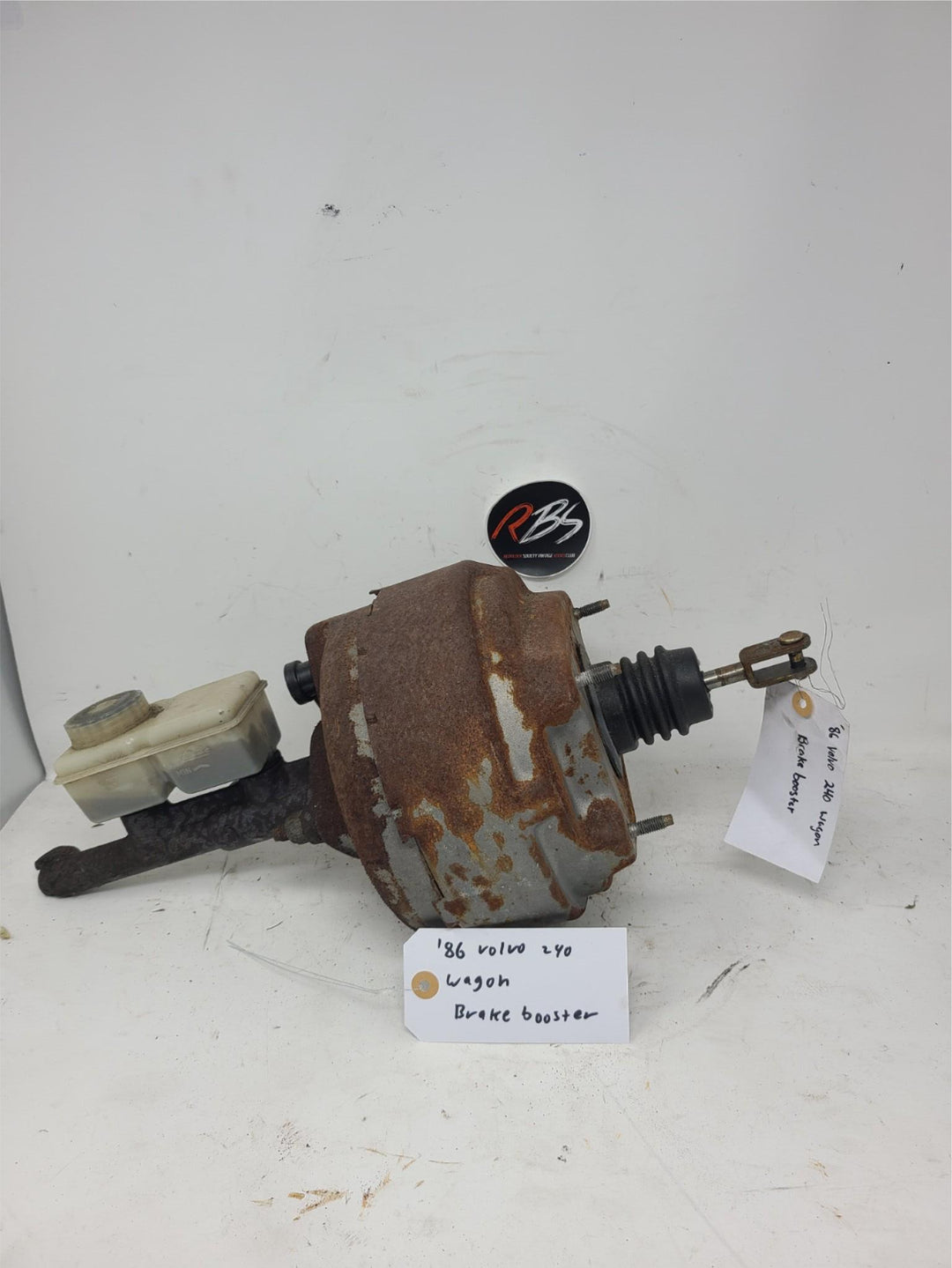 Volvo 240 Wagon Brake Booster w/ Master Cylinder 1986 OEM Factory Original
