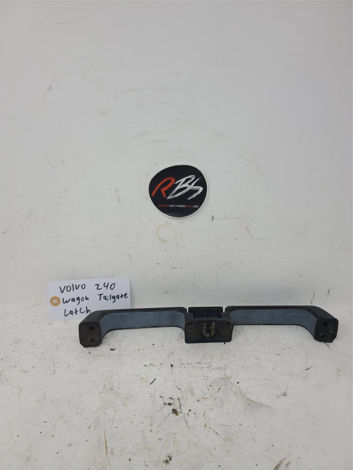 Volvo 240 Wagon Tailgate Handle Latch Assembly OEM 1975-1993 Rear Hatch
