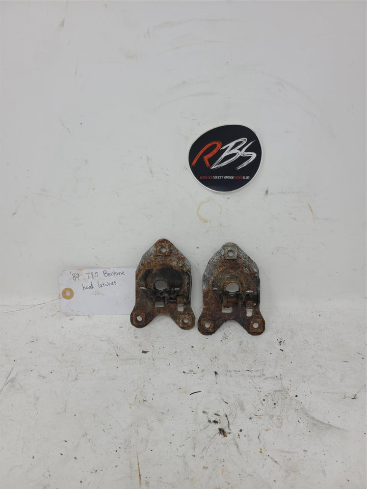Volvo 780 Bertone Hood Latch Set OEM 1987–1991 Dual Front Catch Mechanisms