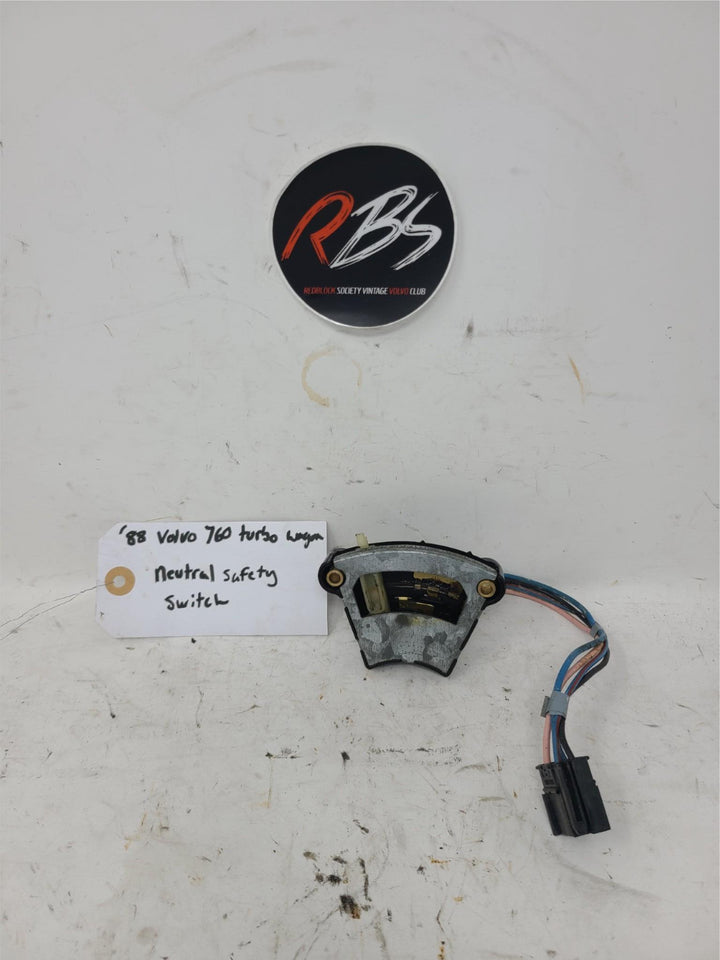 Volvo 760 Turbo Wagon Neutral Safety Switch 1363580 OEM 1988 Auto Inhibitor