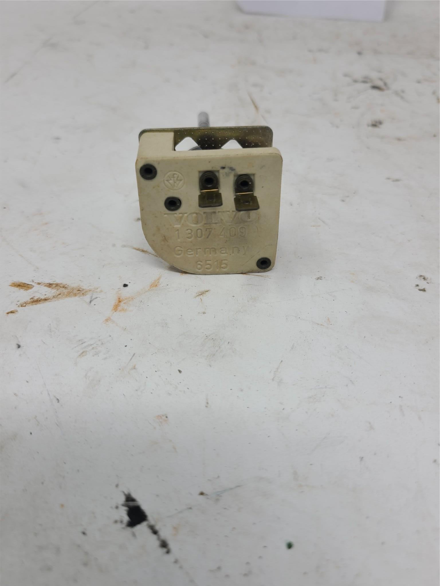 Volvo 240 DL Dashboard Dimmer Switch OEM 1307409 1991 Light