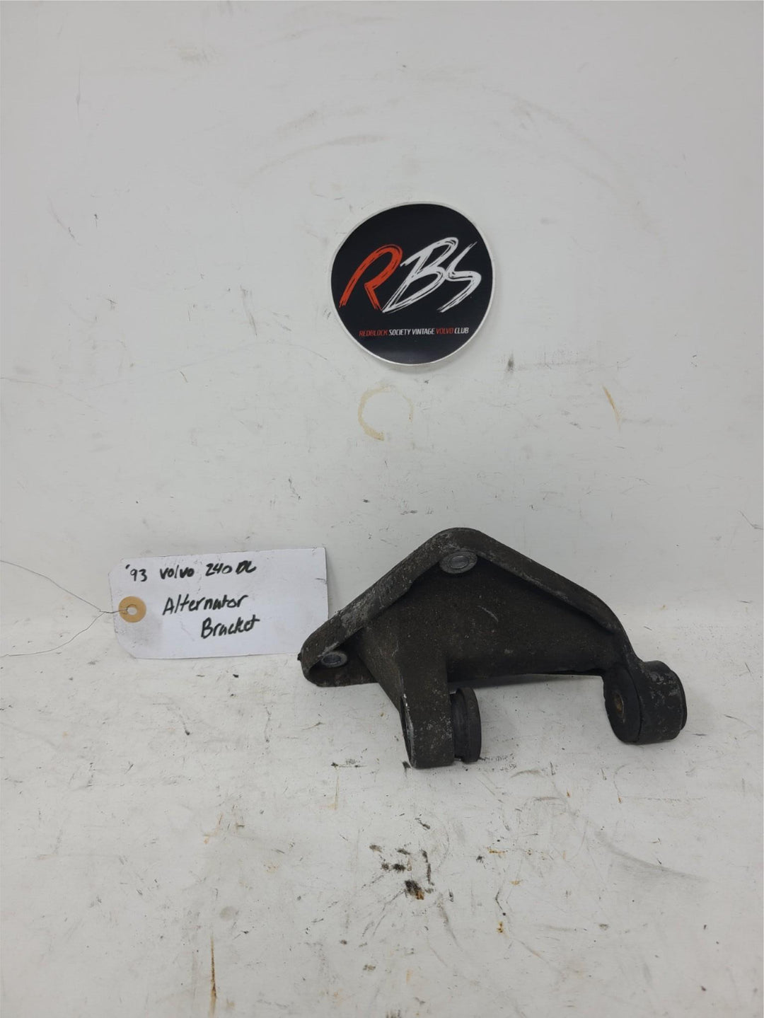 Volvo 240 DL Alternator Mounting Bracket B230 Engine OEM 1993 Cast Iron