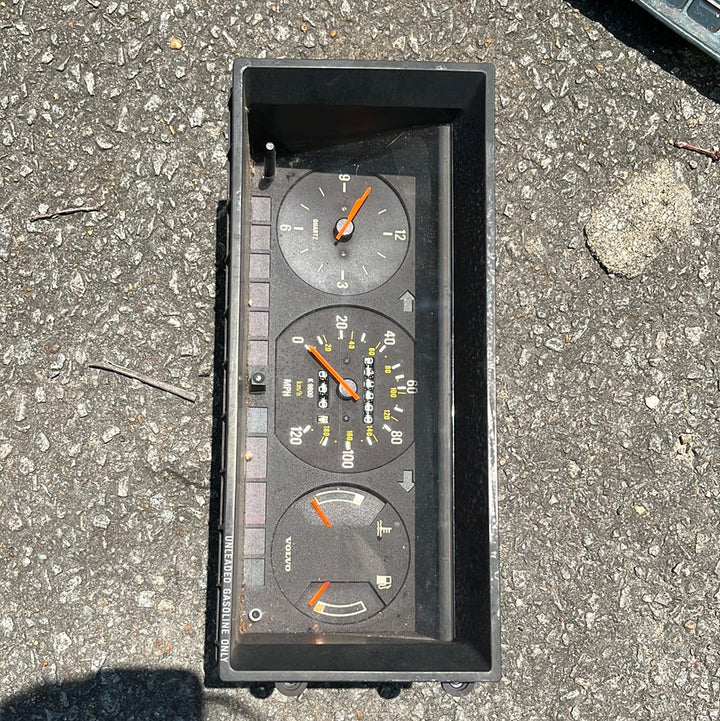 Volvo 240 Cluster K9800 Used